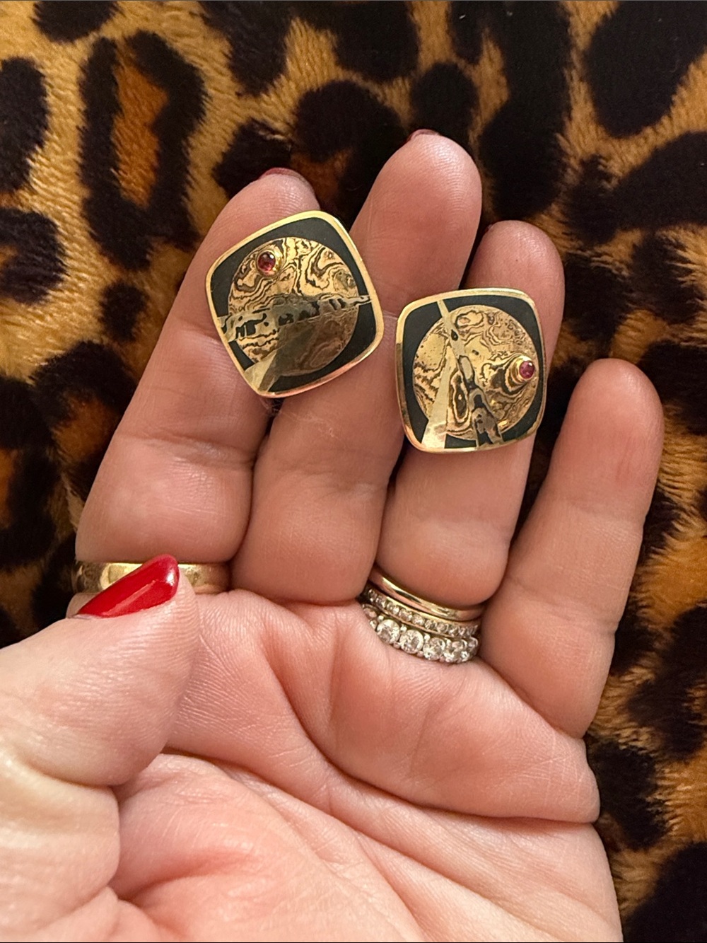 Mokume 14 kt yellow Square Stud Earrings with cabachon stone.